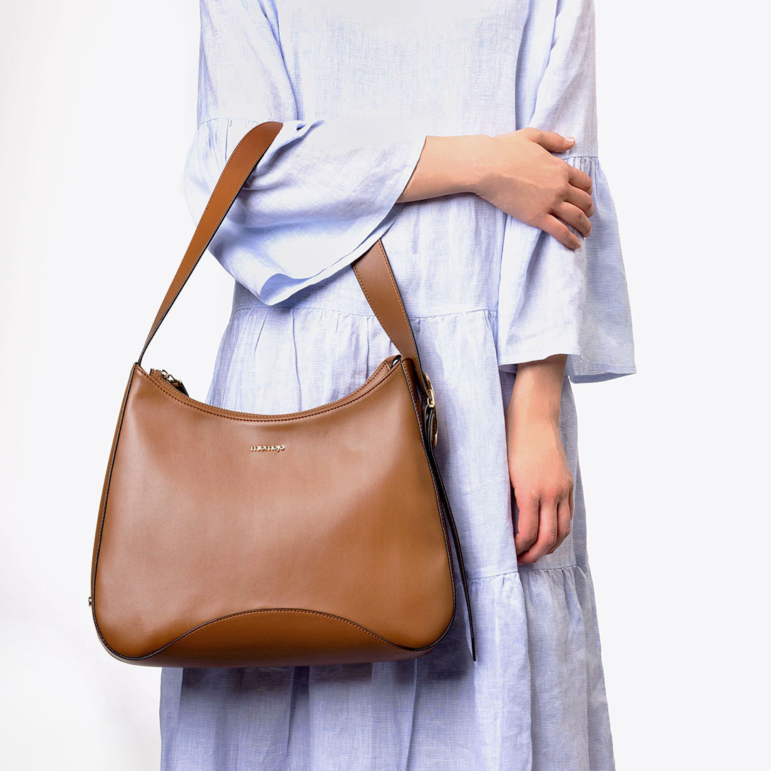 Miomojo | Hobo bag made from Corn Vegan Leather. Made in Italy